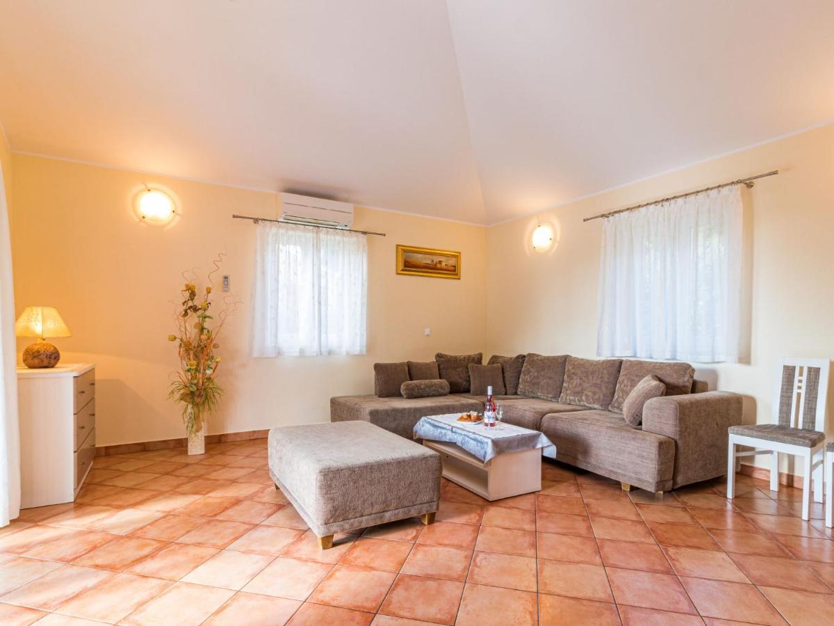 ורסאר Holiday Home Lara - Prc308 By Interhome מראה חיצוני תמונה